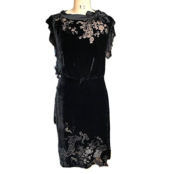 Vintage burnt velvet black midi frilly dress with flowy sleeves - Picture 11 of 16